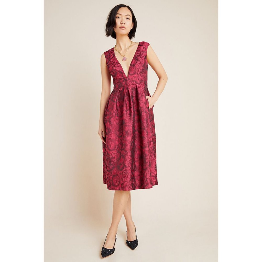 Gwyneth Jacquard Midi Dress in size S